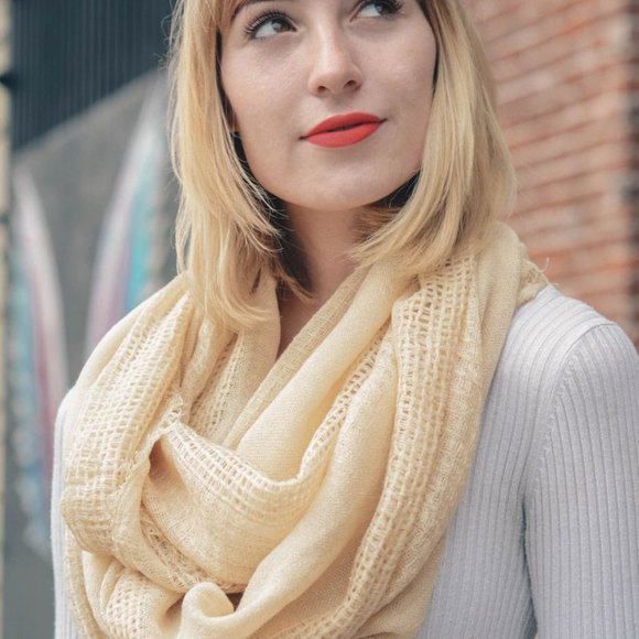 Frayed Edge Open Grid Infinity - Picture 5 of 6